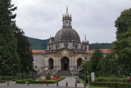 LOIOLA